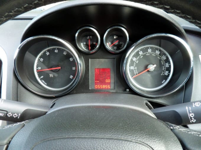 2025 Vauxhall Astra