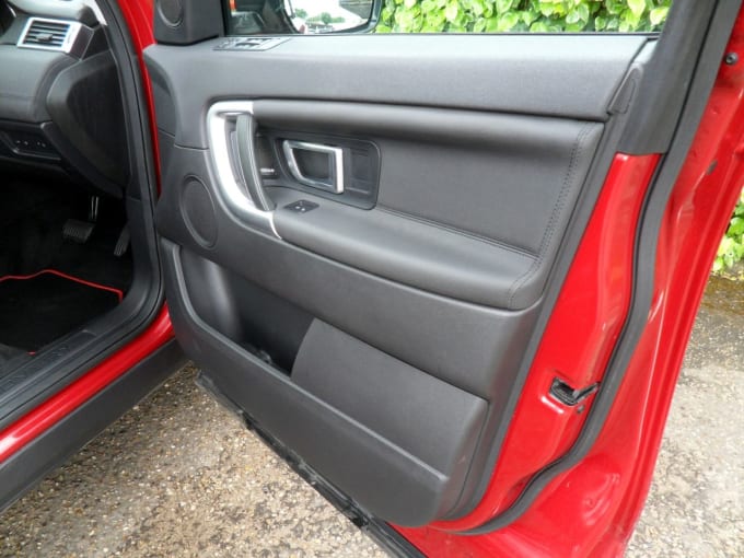 2025 Land Rover Discovery Sport