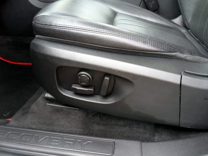 2025 Land Rover Discovery Sport