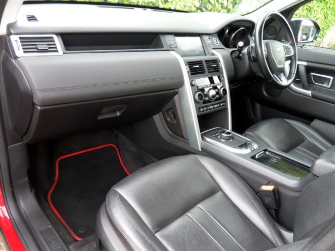 2025 Land Rover Discovery Sport