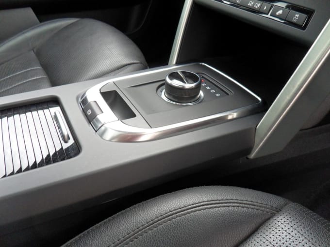 2025 Land Rover Discovery Sport