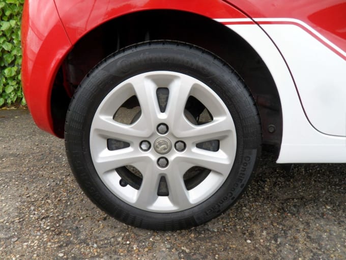 2025 Vauxhall Viva
