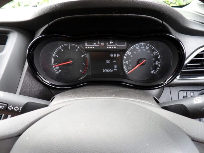 2025 Vauxhall Viva