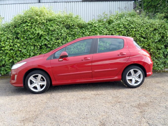 2025 Peugeot 308