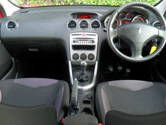 2025 Peugeot 308