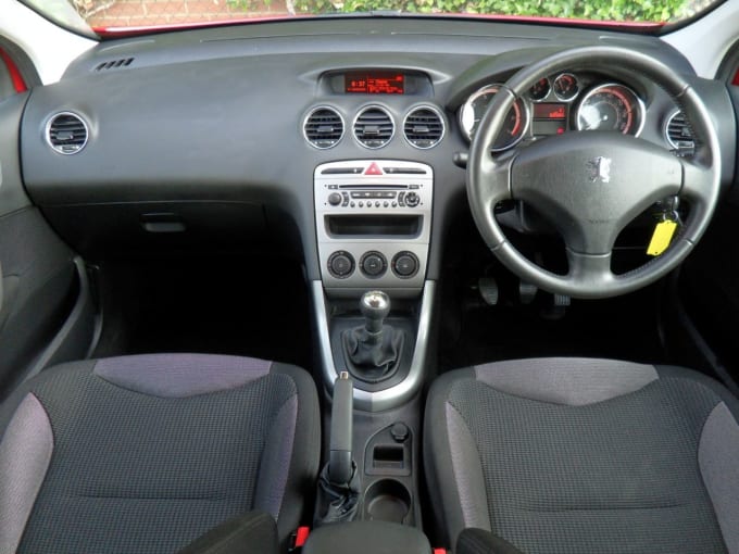 2025 Peugeot 308