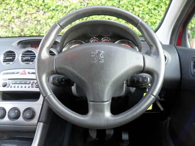 2025 Peugeot 308
