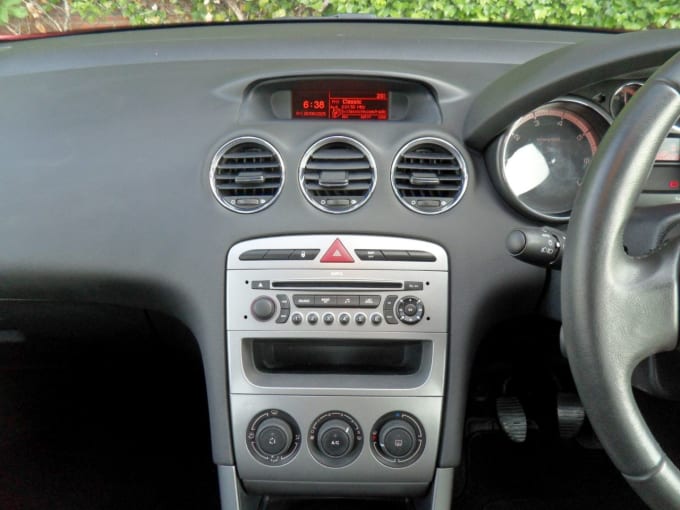 2025 Peugeot 308