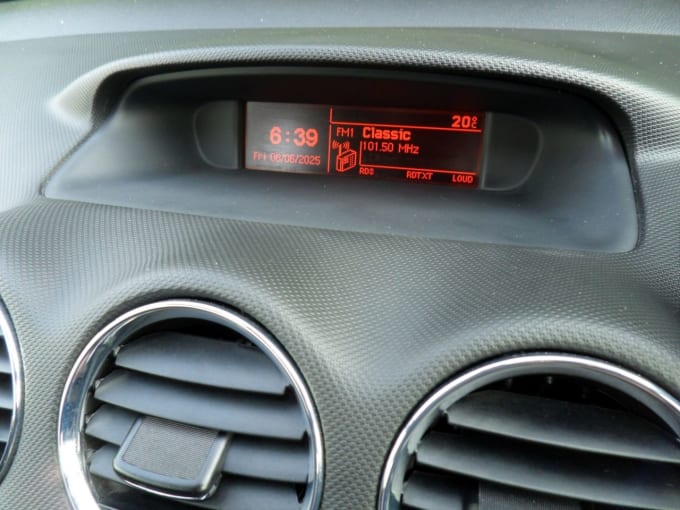 2025 Peugeot 308