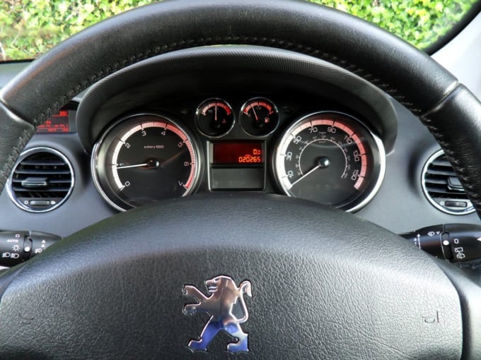 2025 Peugeot 308