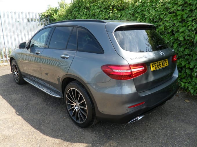 2025 Mercedes-benz Glc