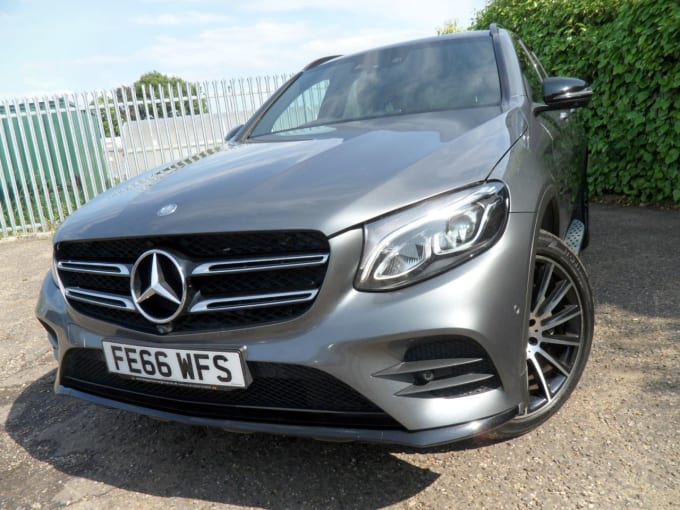 2025 Mercedes-benz Glc