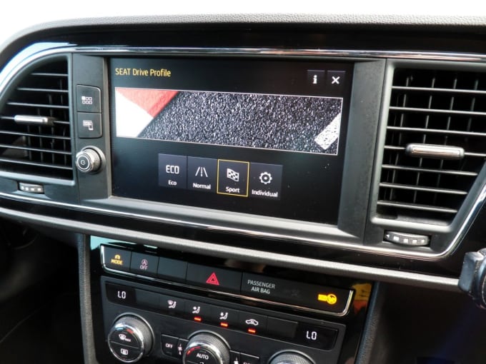 2025 Seat Leon