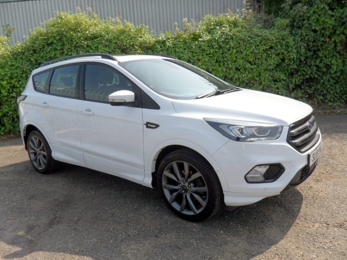 2025 Ford Kuga