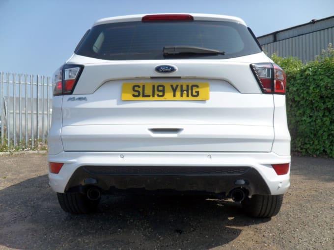 2025 Ford Kuga