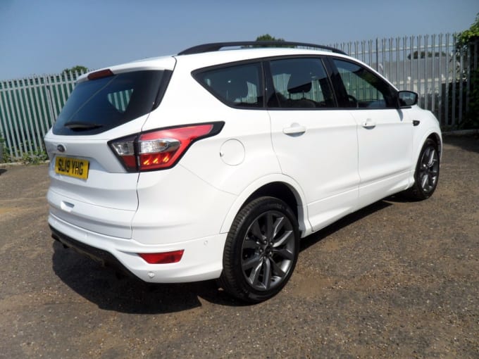 2025 Ford Kuga