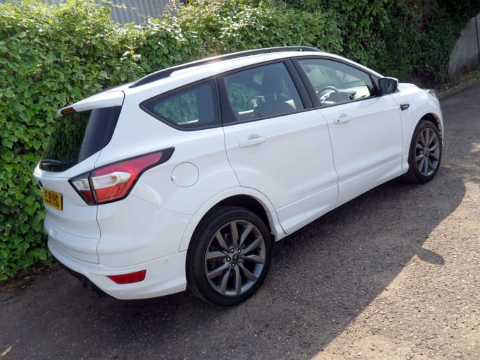 2025 Ford Kuga
