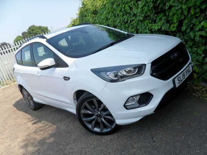 2025 Ford Kuga
