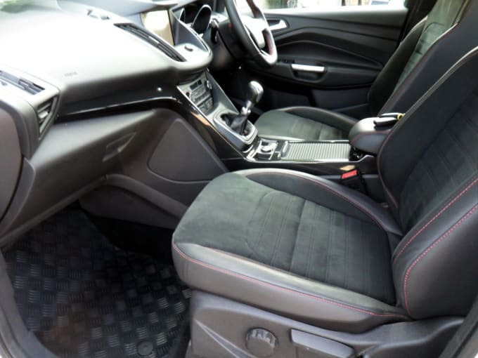 2025 Ford Kuga