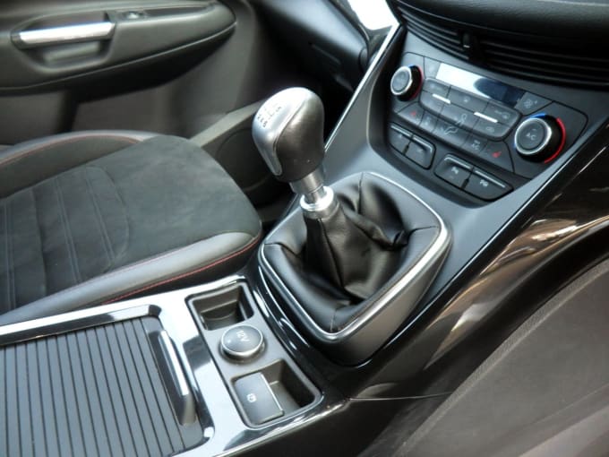 2025 Ford Kuga