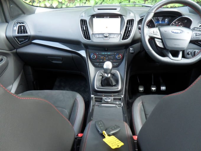 2025 Ford Kuga