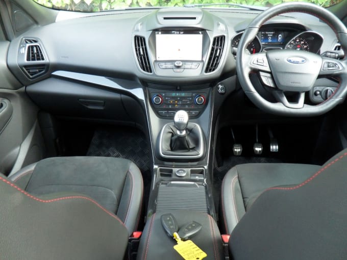 2025 Ford Kuga