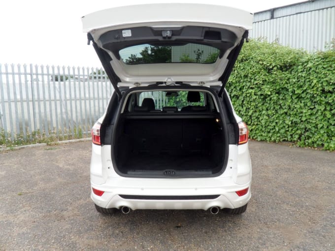 2025 Ford Kuga