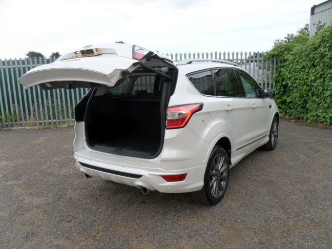 2025 Ford Kuga