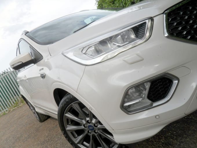 2025 Ford Kuga