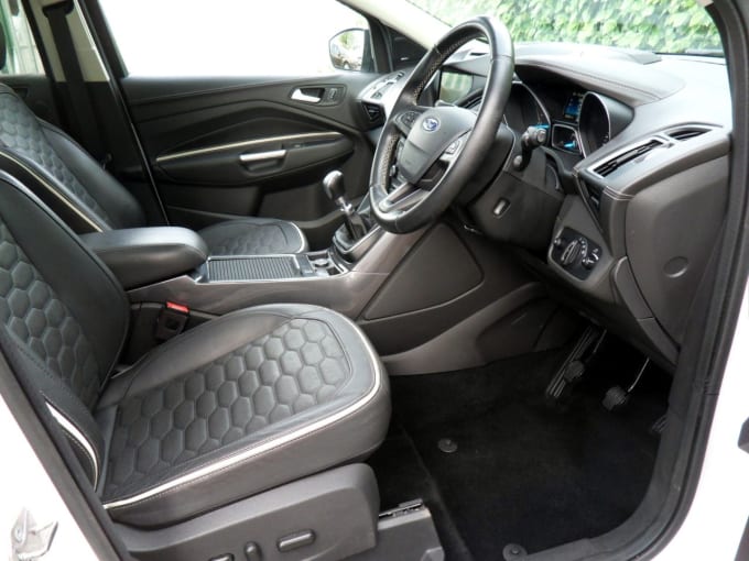 2025 Ford Kuga