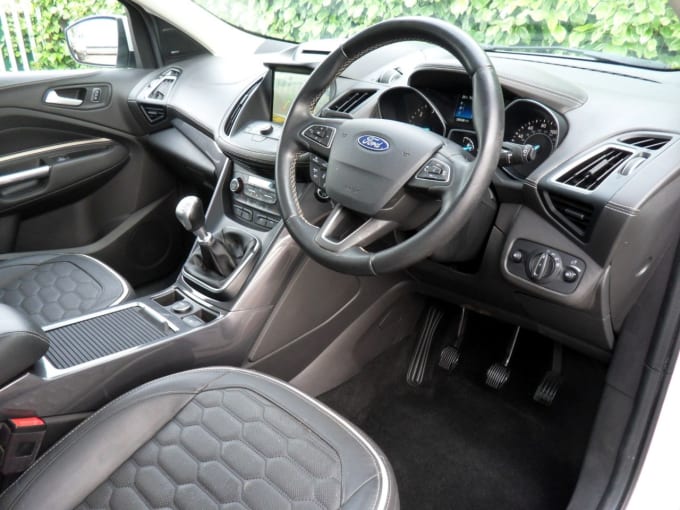 2025 Ford Kuga