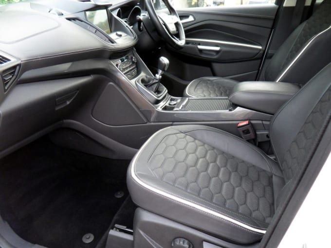 2025 Ford Kuga