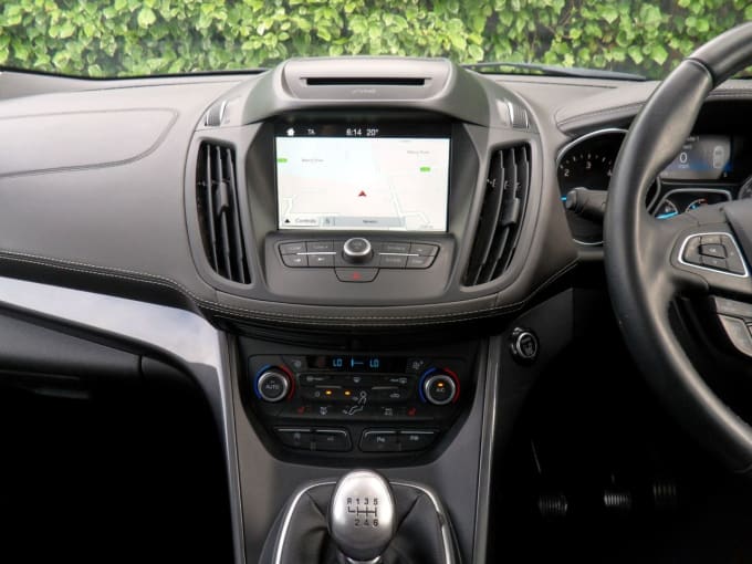 2025 Ford Kuga