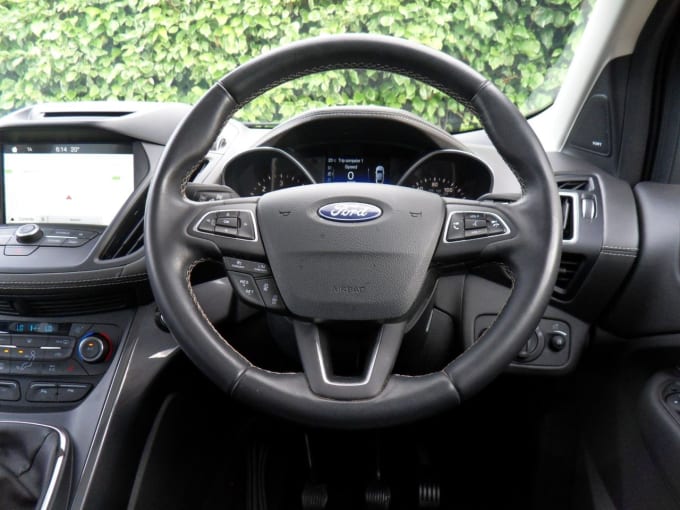 2025 Ford Kuga