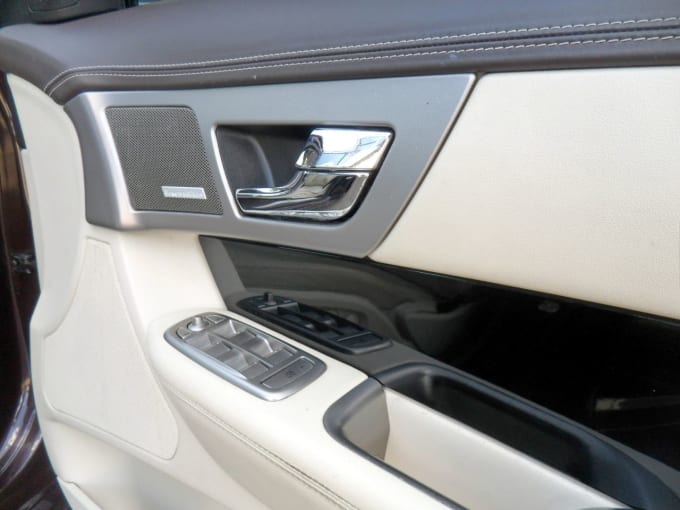 2025 Jaguar Xf