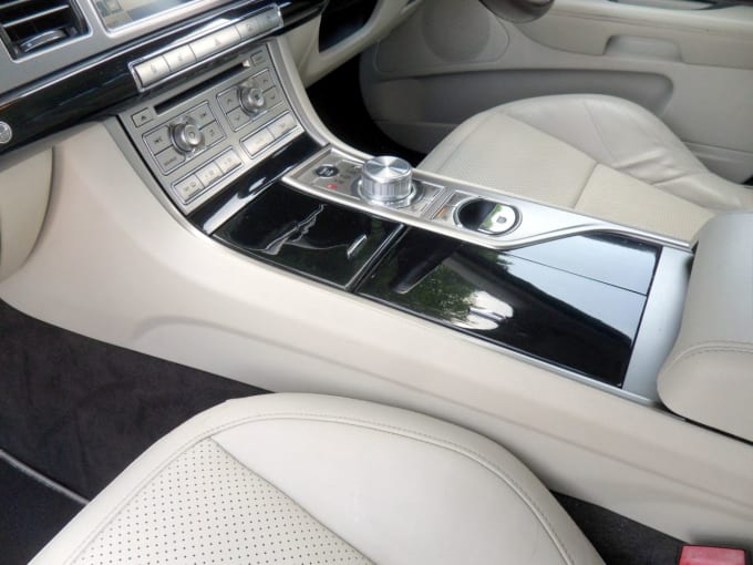 2025 Jaguar Xf