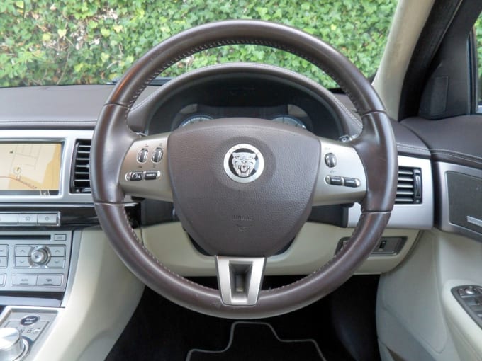 2025 Jaguar Xf