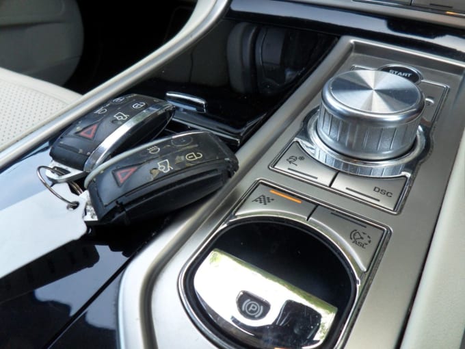 2025 Jaguar Xf