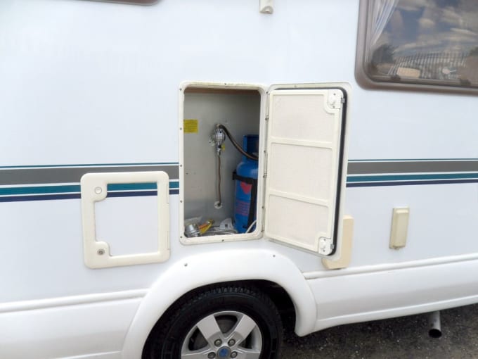 2025 Auto-trail Tracker Se