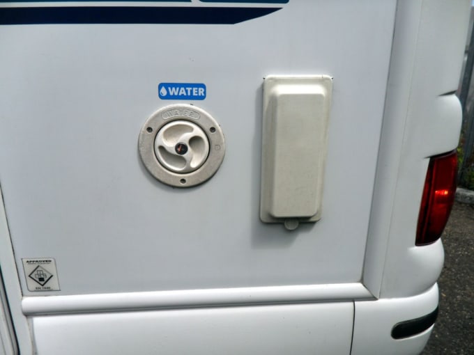2025 Auto-trail Tracker Se