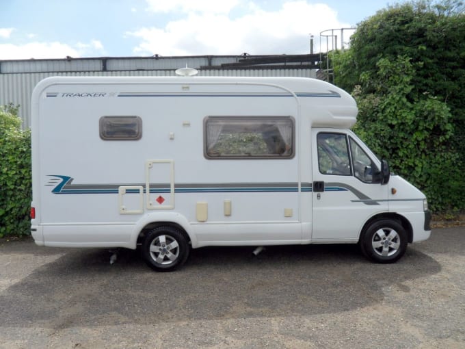 2025 Auto-trail Tracker Se