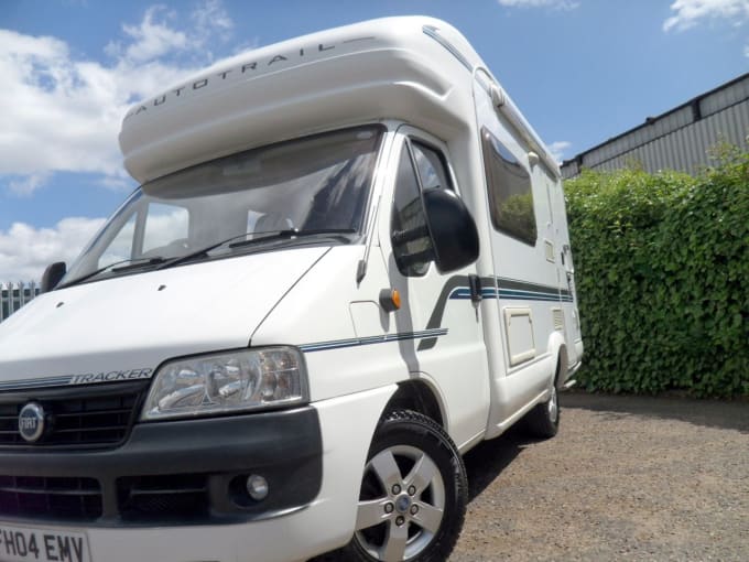2025 Auto-trail Tracker Se