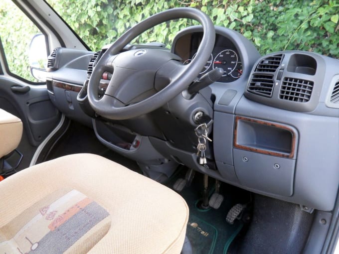2025 Auto-trail Tracker Se