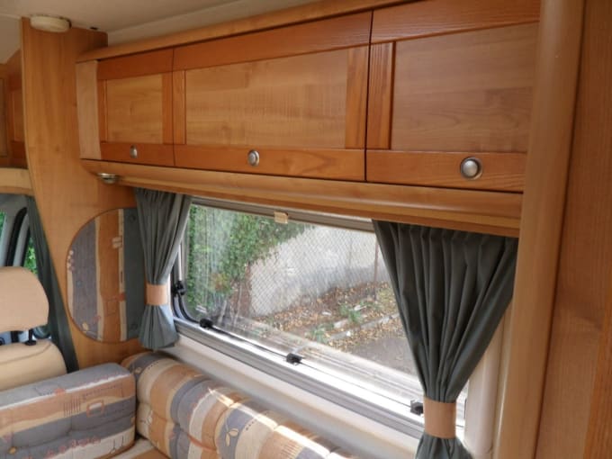 2025 Auto-trail Tracker Se