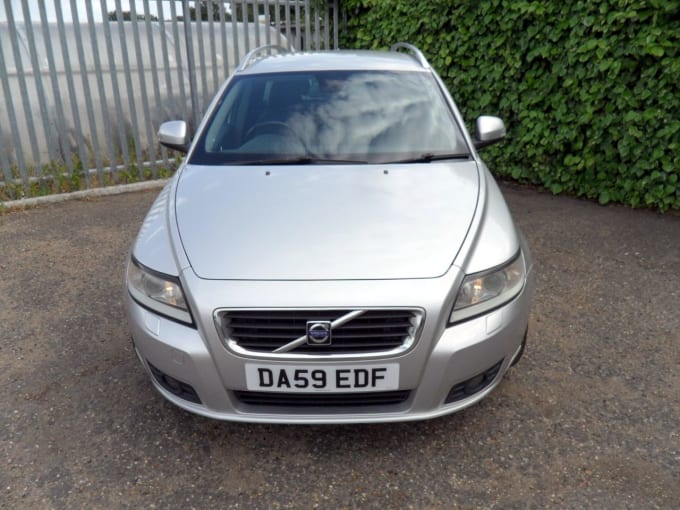 2025 Volvo V50