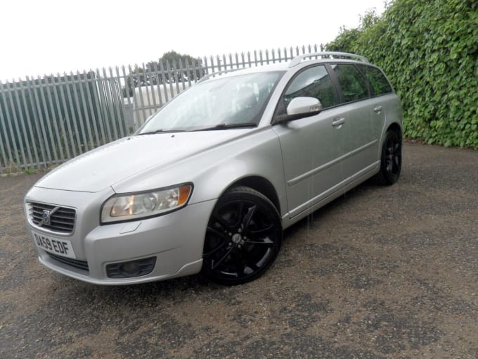 2025 Volvo V50
