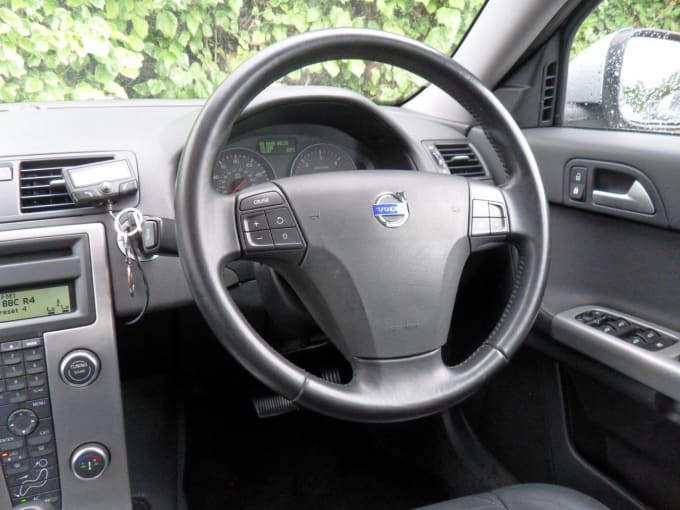 2025 Volvo V50