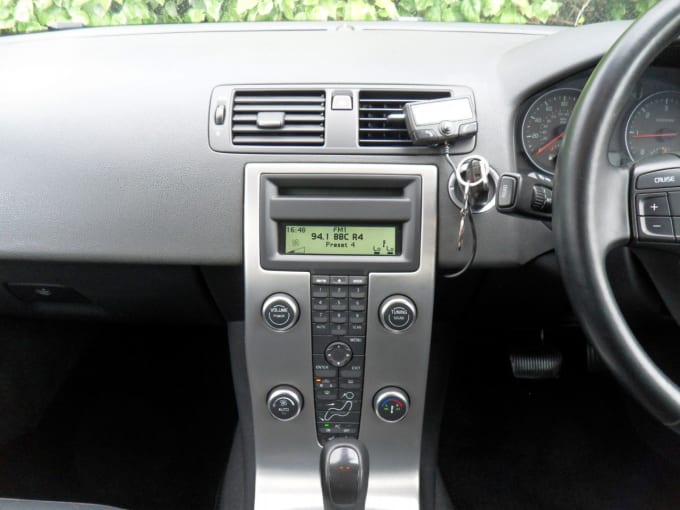 2025 Volvo V50