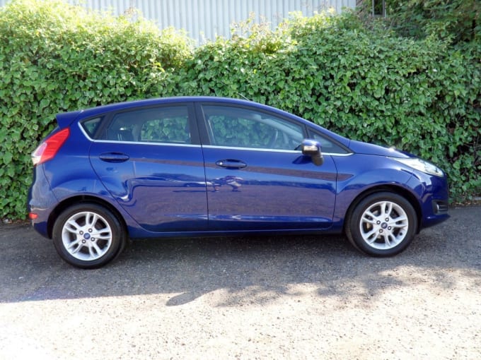 2025 Ford Fiesta