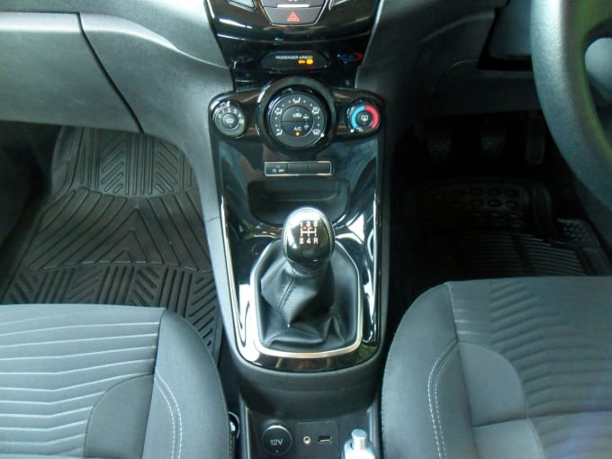 2025 Ford Fiesta
